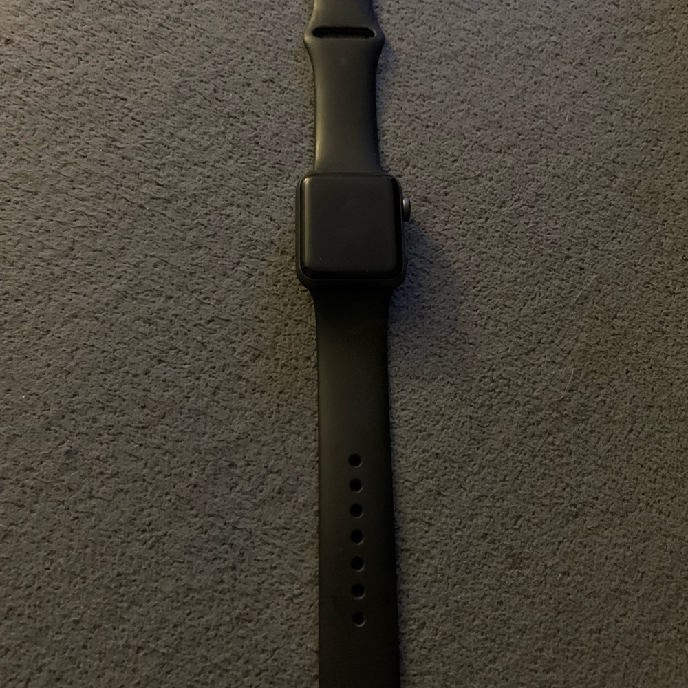 Apple Watch - image 2